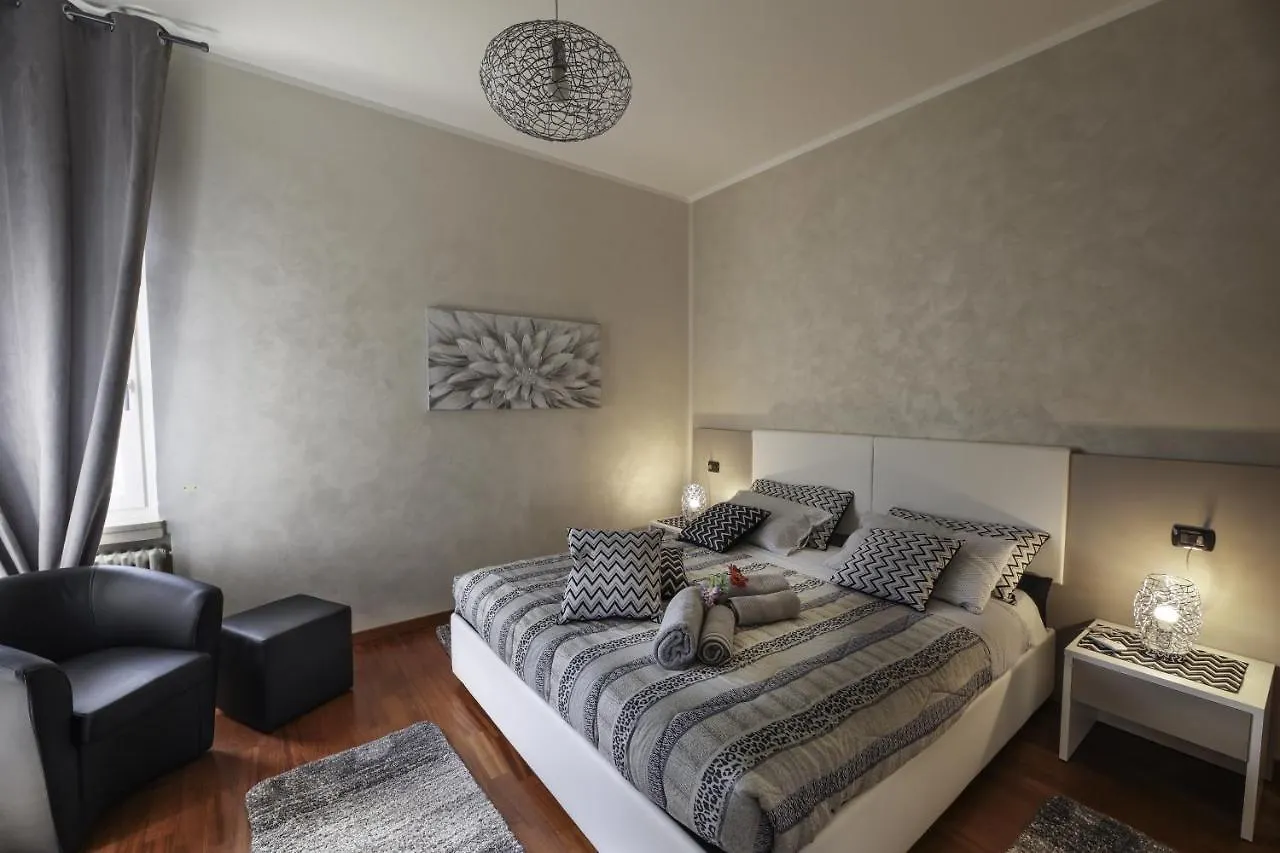 Villa Tullia Padenghe sul Garda Italy